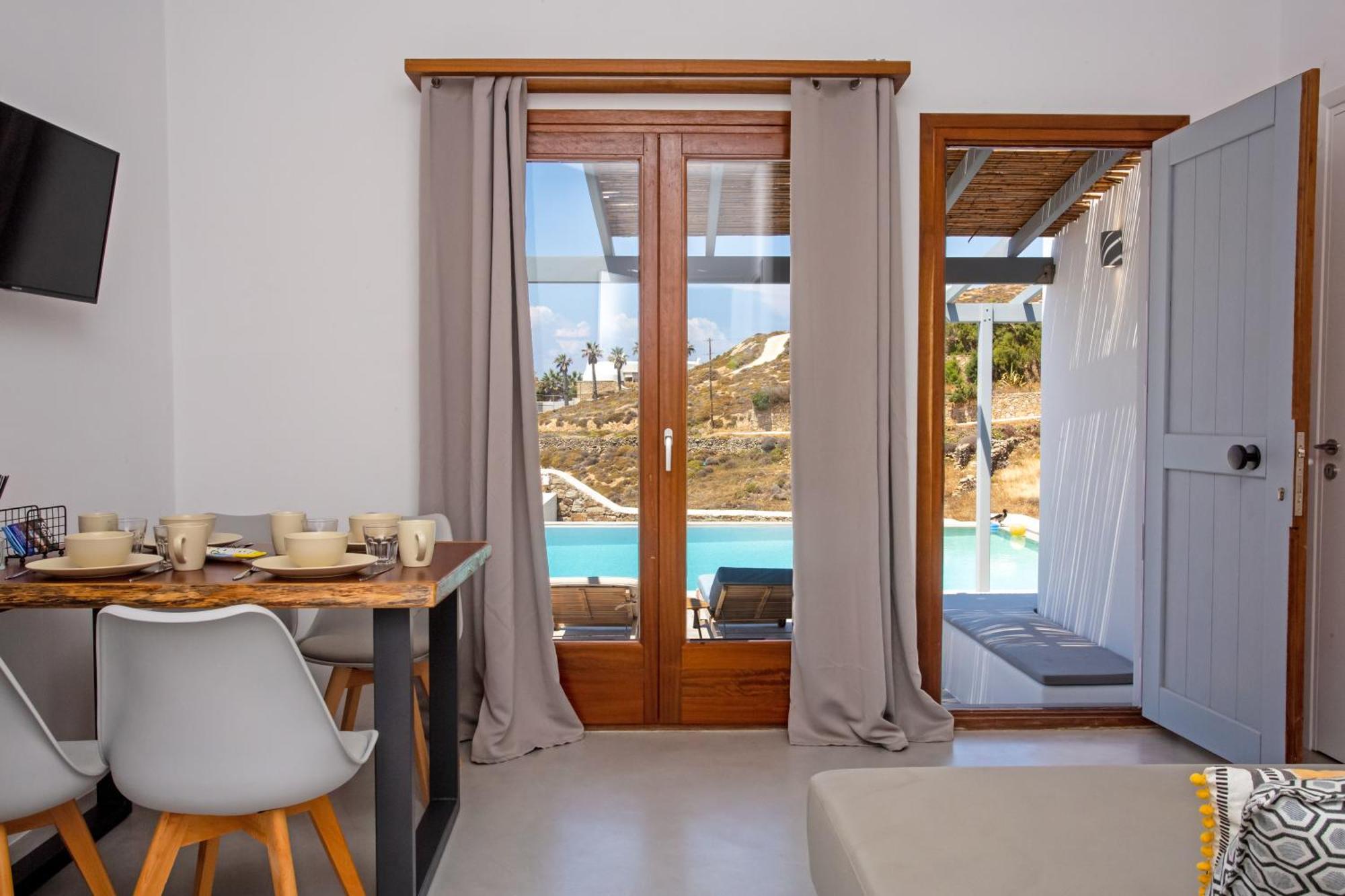 Aqua Breeze Seaview Pool Suites Mykonos Mykonos Town Exterior photo